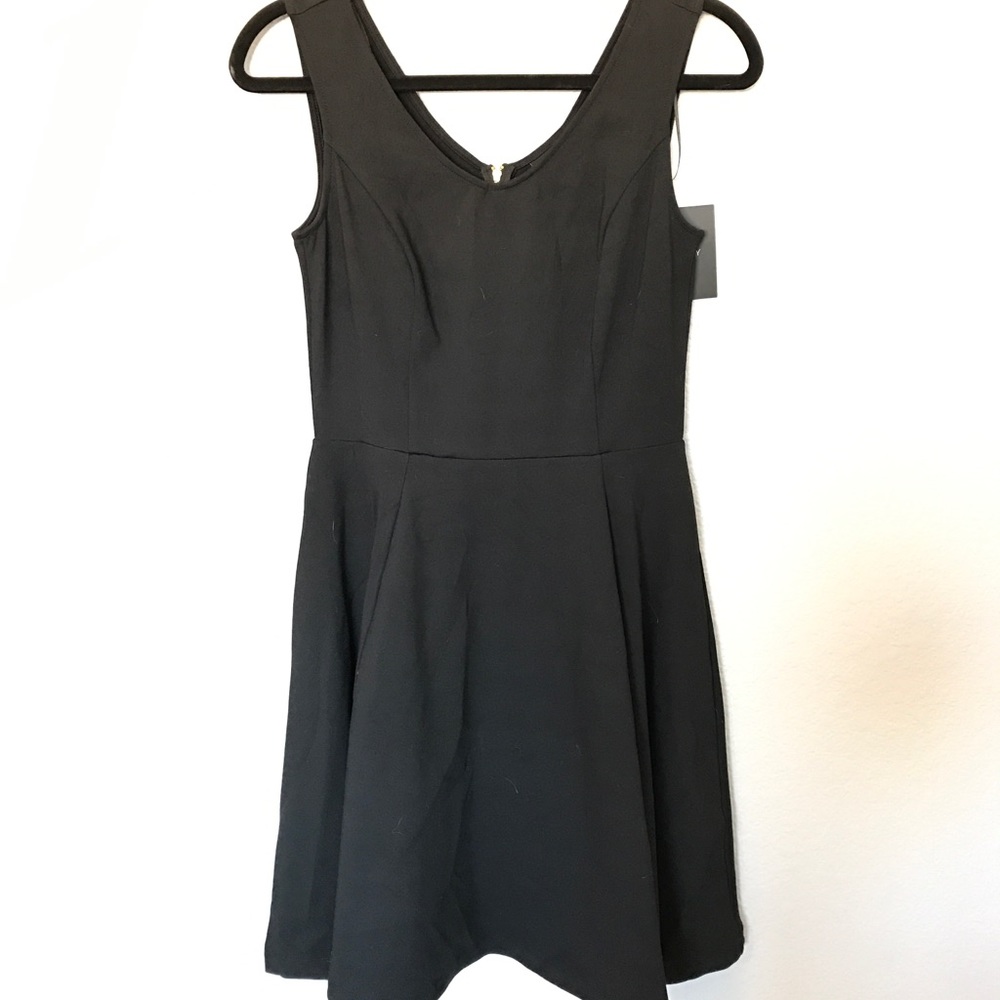 NWT. Cynthia Rowley little black dress